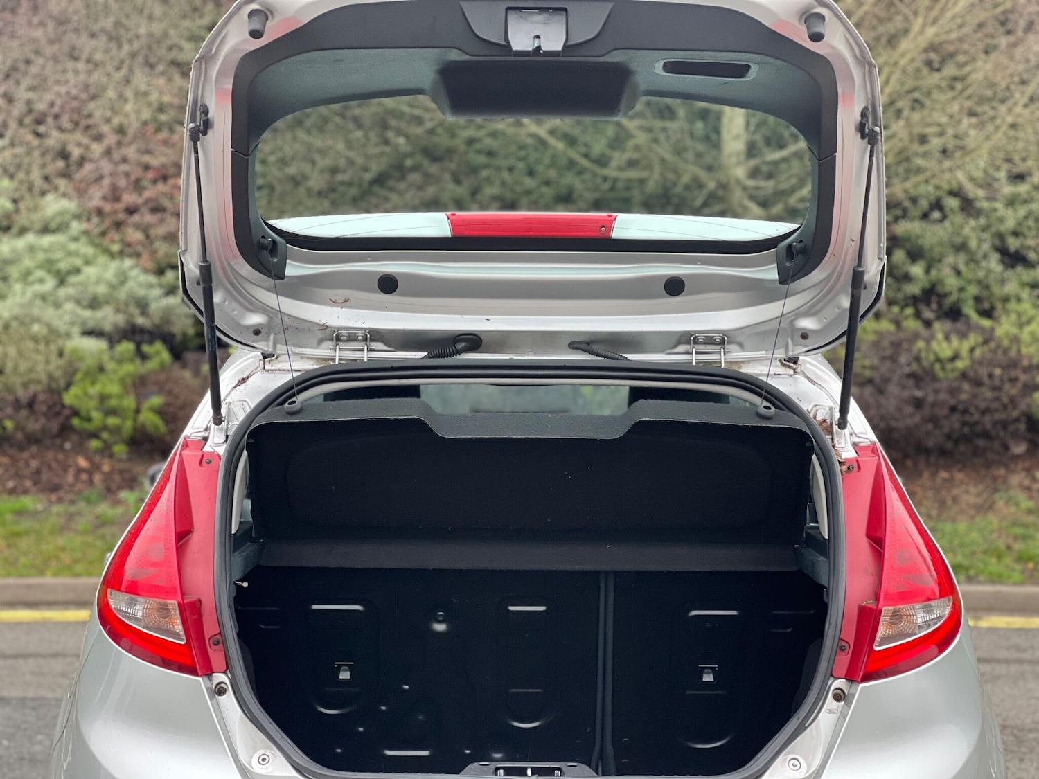 Used Ford Fiesta 2010 for sale - 77359158: Photo 15