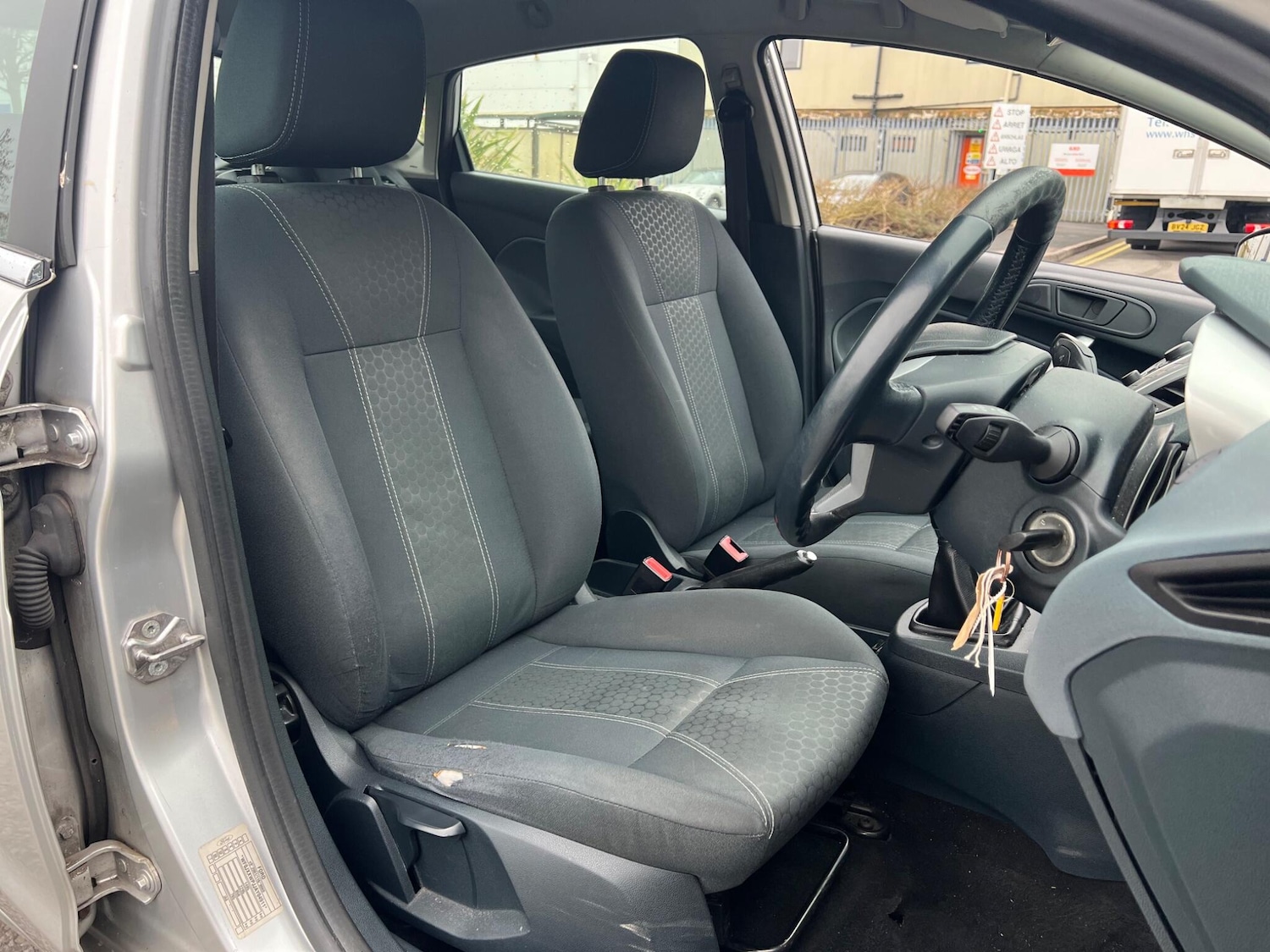 Used Ford Fiesta 2010 for sale - 77359158: Photo 17