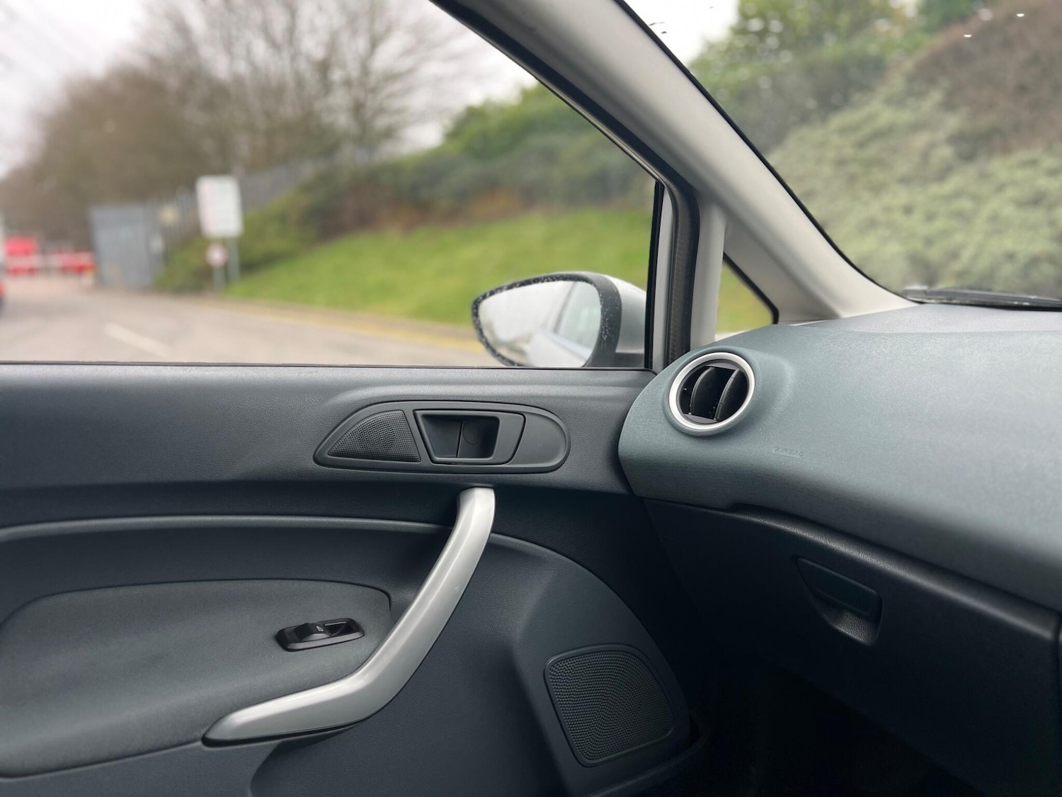 Used Ford Fiesta 2010 for sale - 77359158: Photo 42