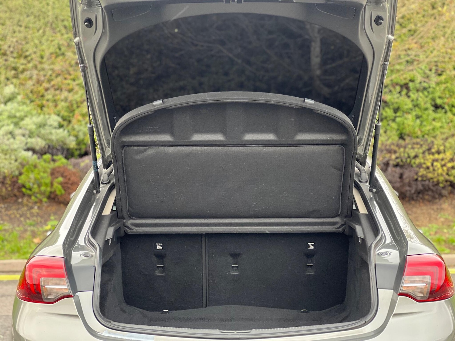 Used Vauxhall Insignia 2018 for sale - 76573478: Photo 16