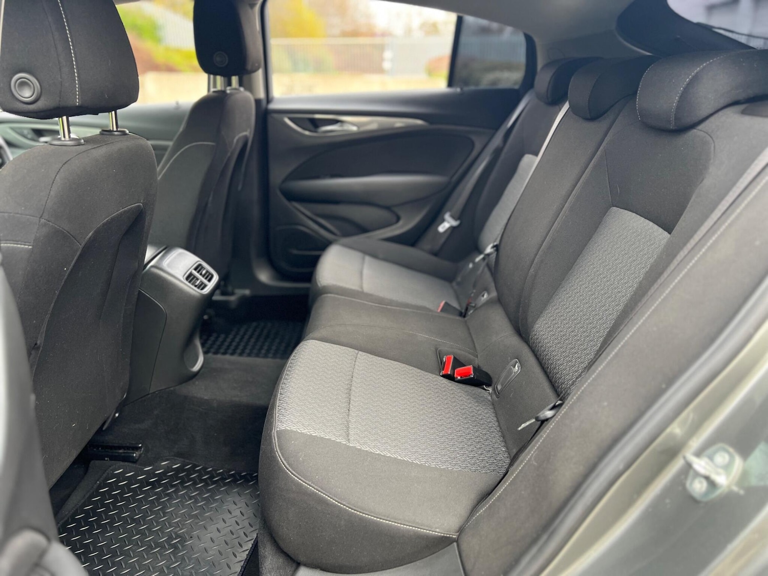 Used Vauxhall Insignia 2018 for sale - 76573478: Photo 22