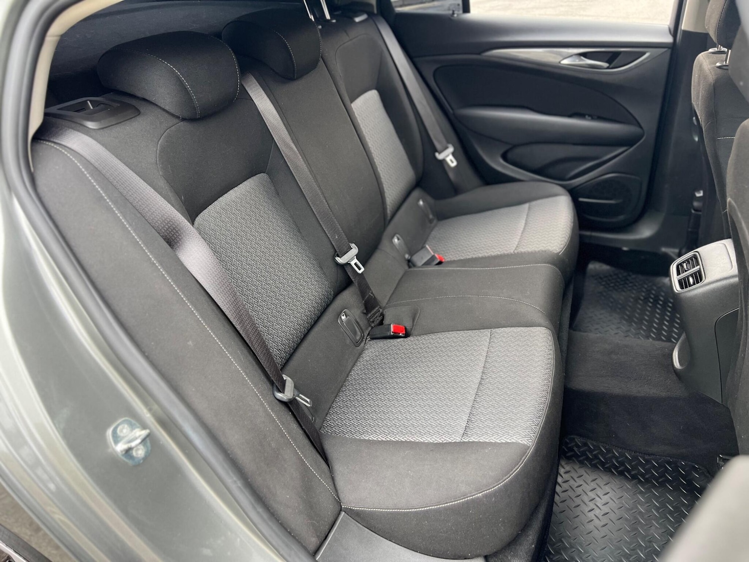 Used Vauxhall Insignia 2018 for sale - 76573478: Photo 24