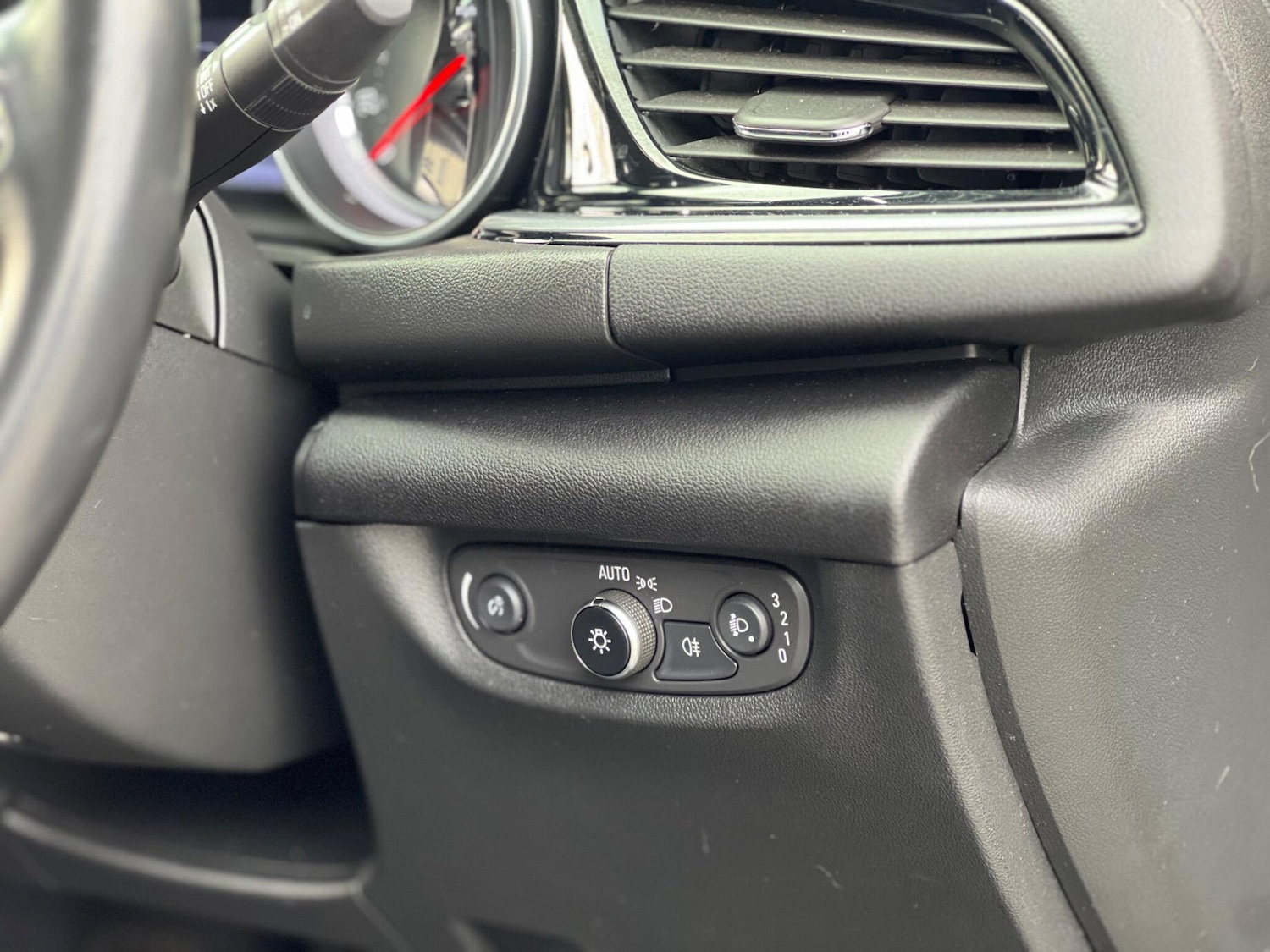 Used Vauxhall Insignia 2018 for sale - 76573478: Photo 41