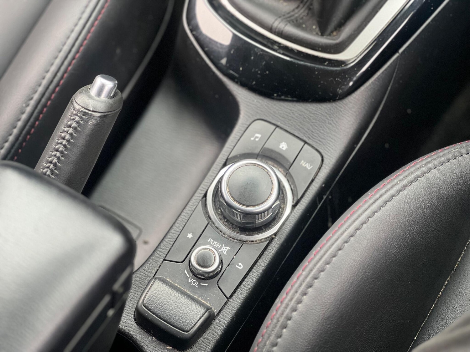 Used Mazda CX-3 2017 for sale - 77523940: Photo 35