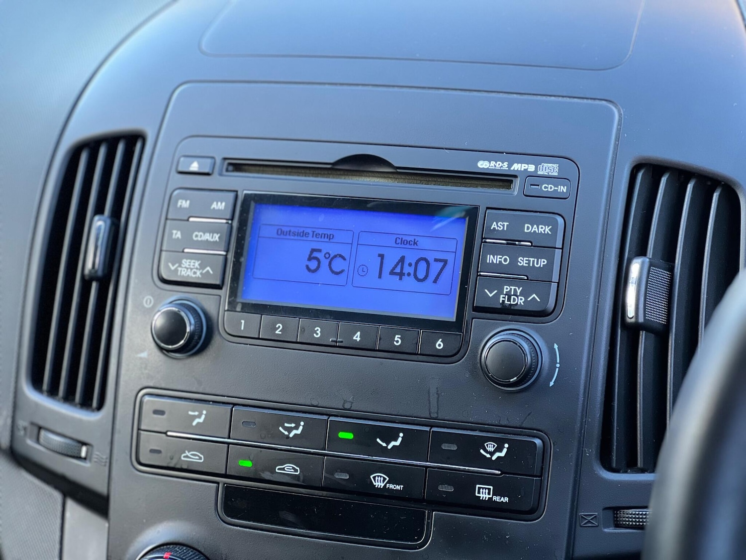 Used Hyundai i30 2010 for sale - 76689075: Photo 28