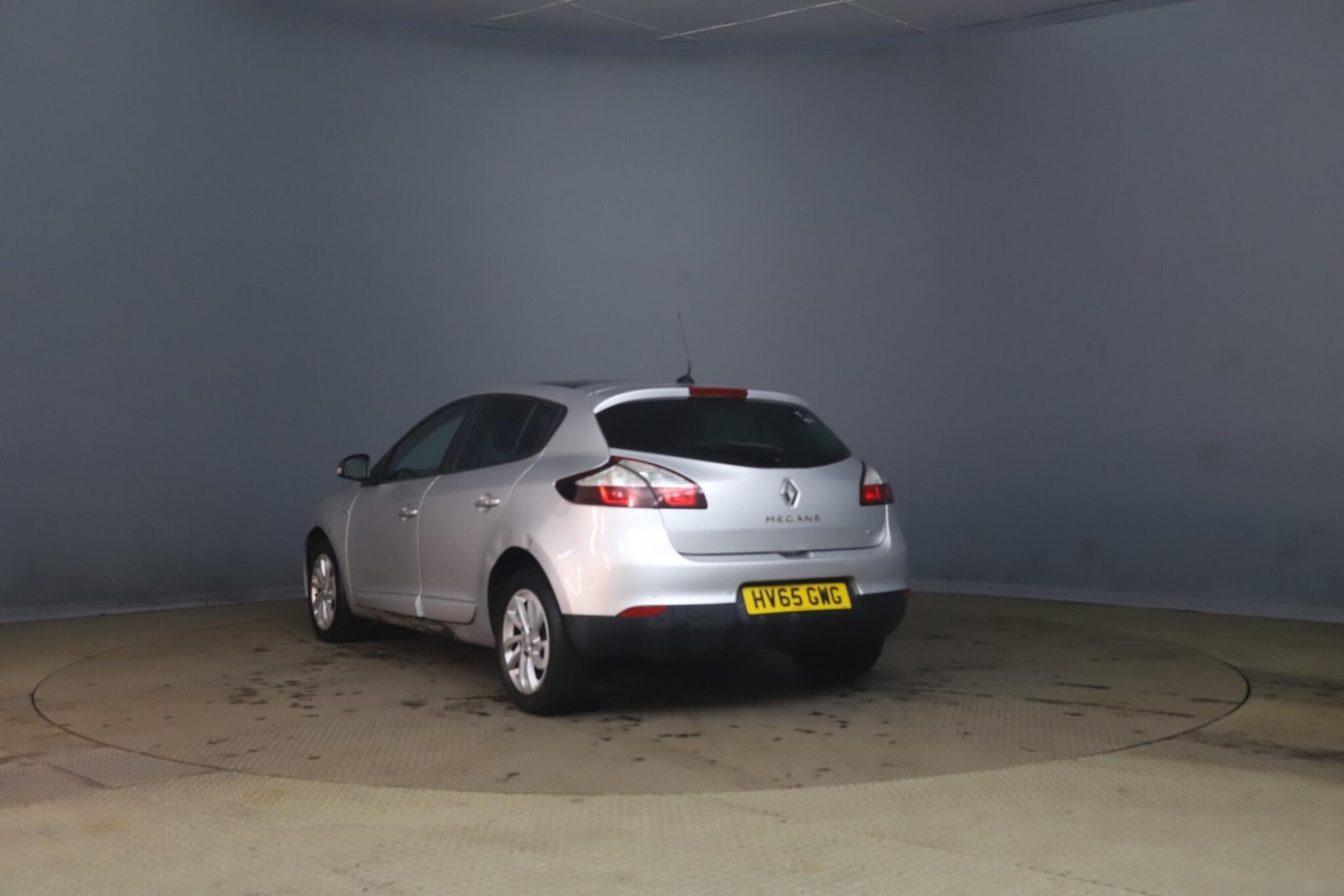 Used Renault Megane 2015 for sale - 77970136: Photo 4