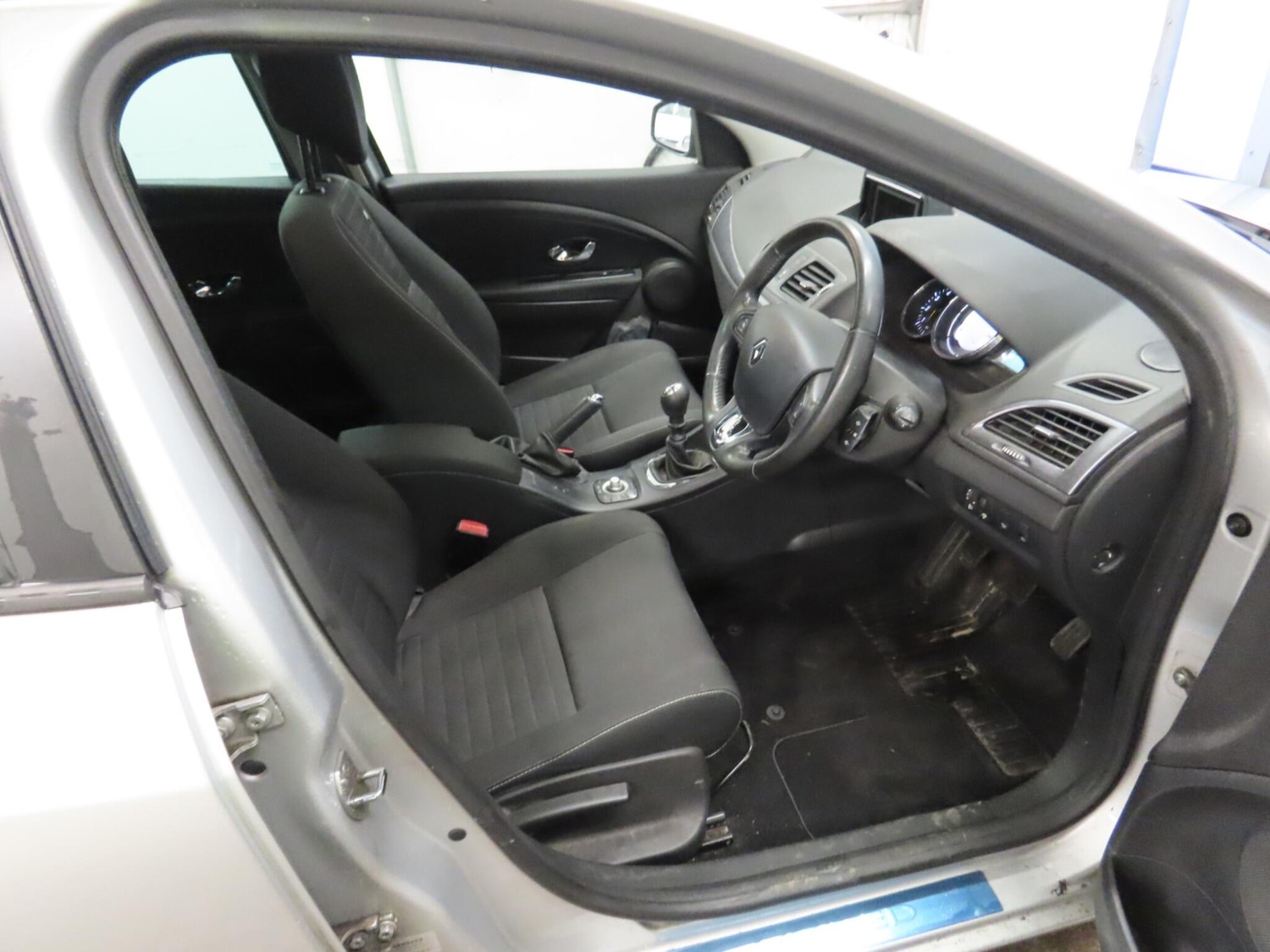 Used Renault Megane 2015 for sale - 77970136: Photo 5