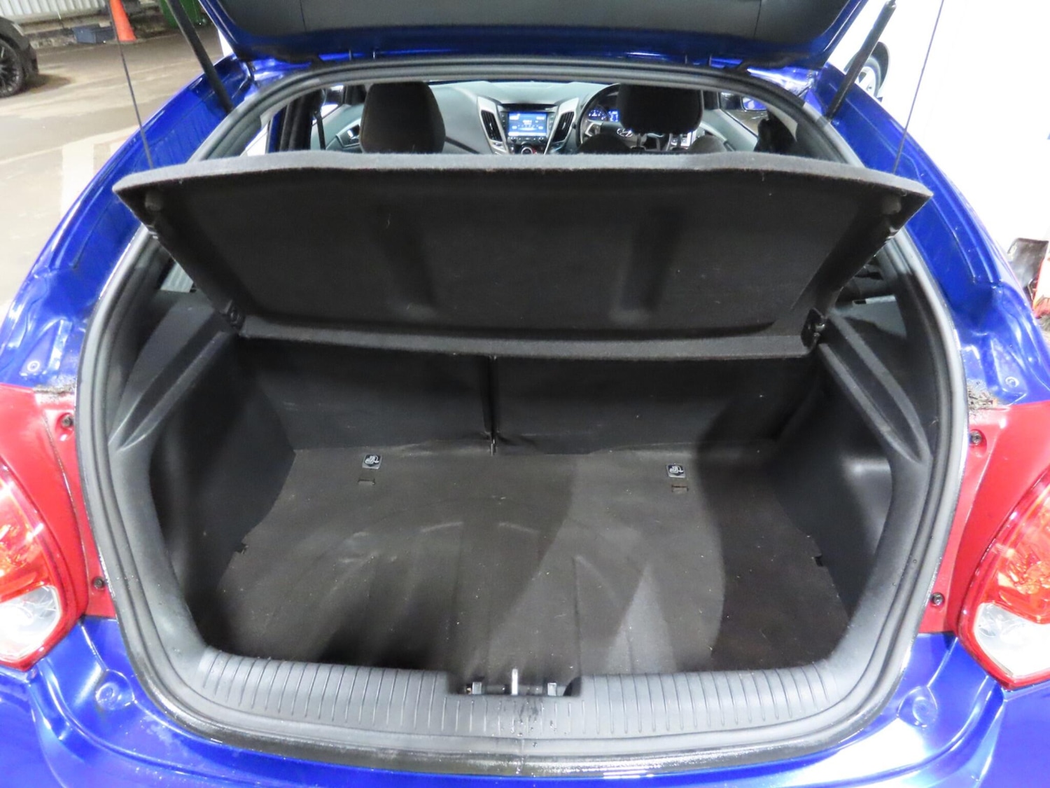 Used Hyundai Veloster 2013 for sale - 77524802: Photo 12