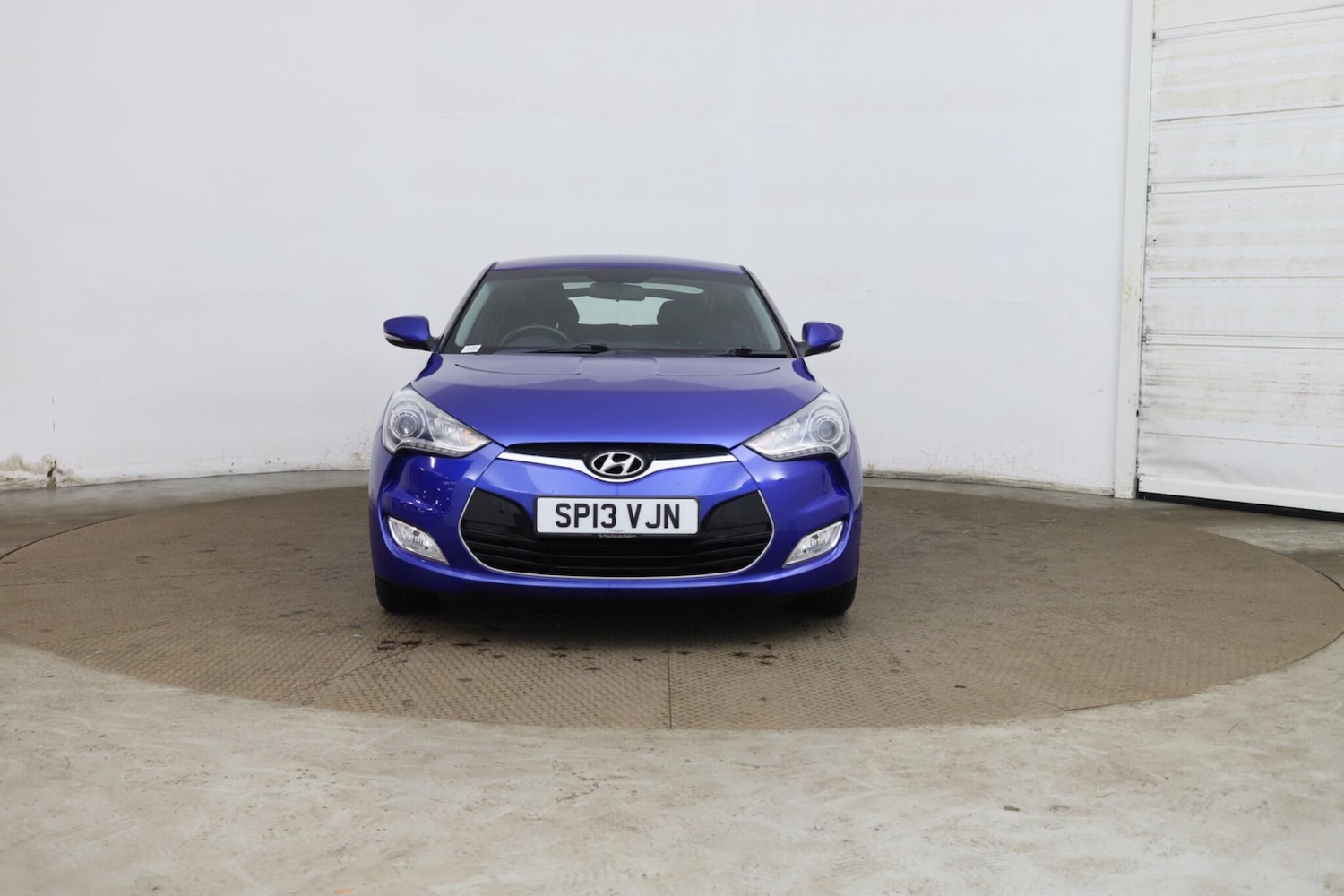 Used Hyundai Veloster 2013 for sale - 77524802: Photo 2