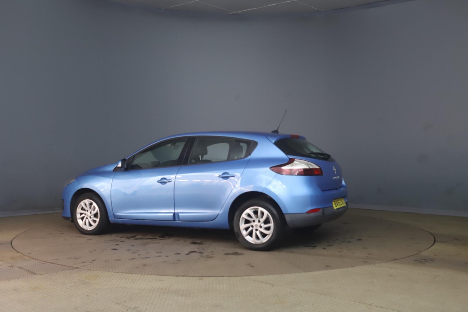 Used Renault Megane 2015 for sale - 77977956: Photo 4