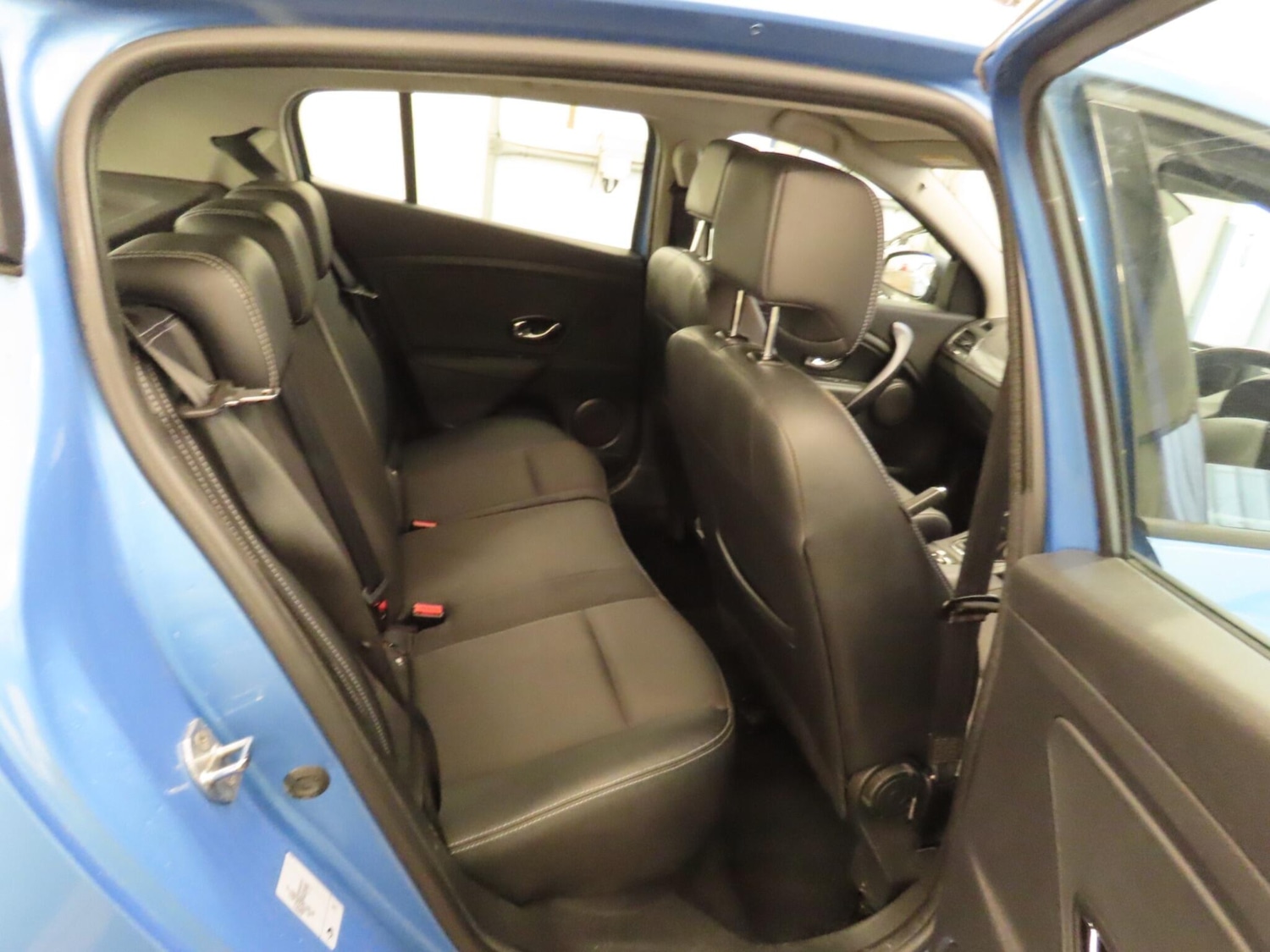 Used Renault Megane 2015 for sale - 77977956: Photo 8