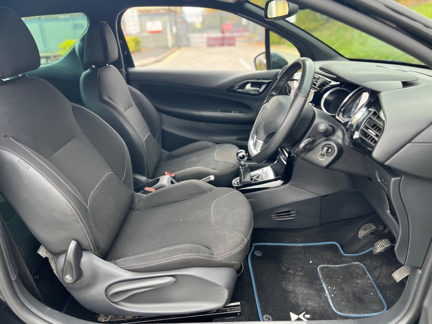 Used DS Automobiles DS 3 2016 for sale - 76360636: Photo 16
