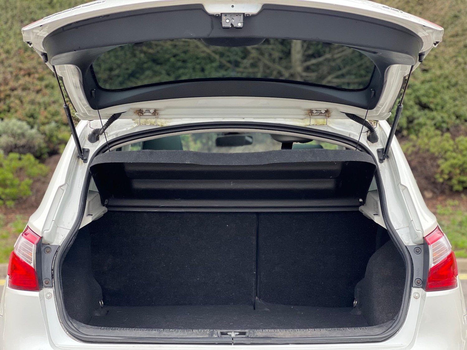 Used Nissan Qashqai 2013 for sale - 77793658: Photo 15