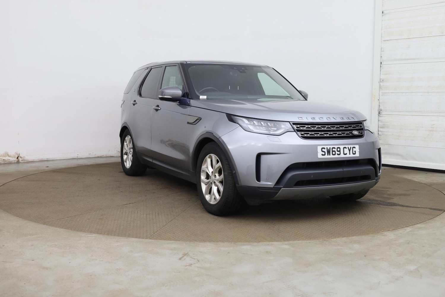 Used Land Rover Discovery 2019 for sale - 78100681: Photo 3