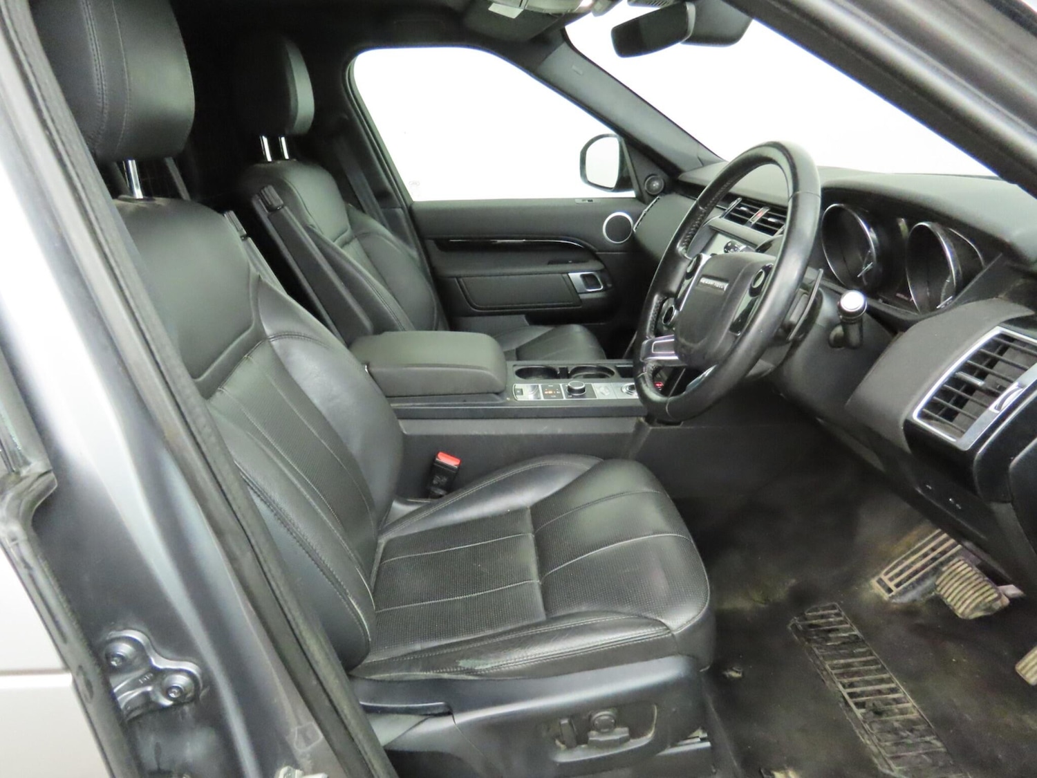 Used Land Rover Discovery 2019 for sale - 78100681: Photo 4