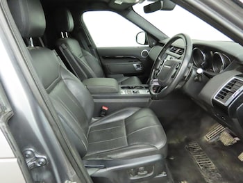 Used Land Rover Discovery 2019 for sale - 78100681: Photo