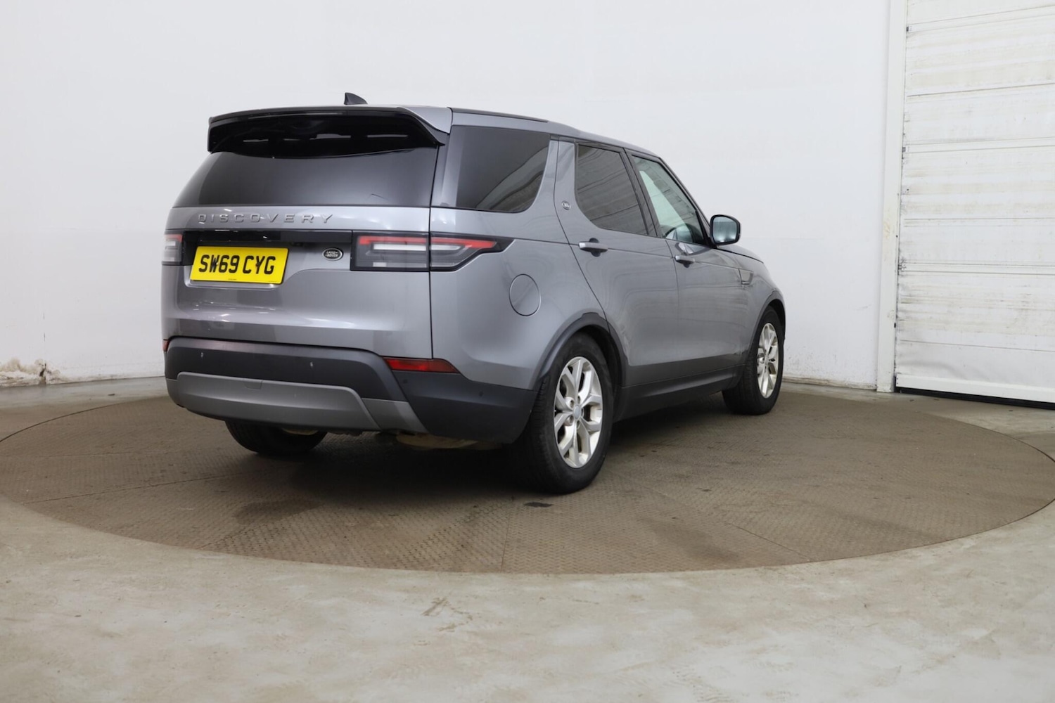 Used Land Rover Discovery 2019 for sale - 78100681: Photo 9