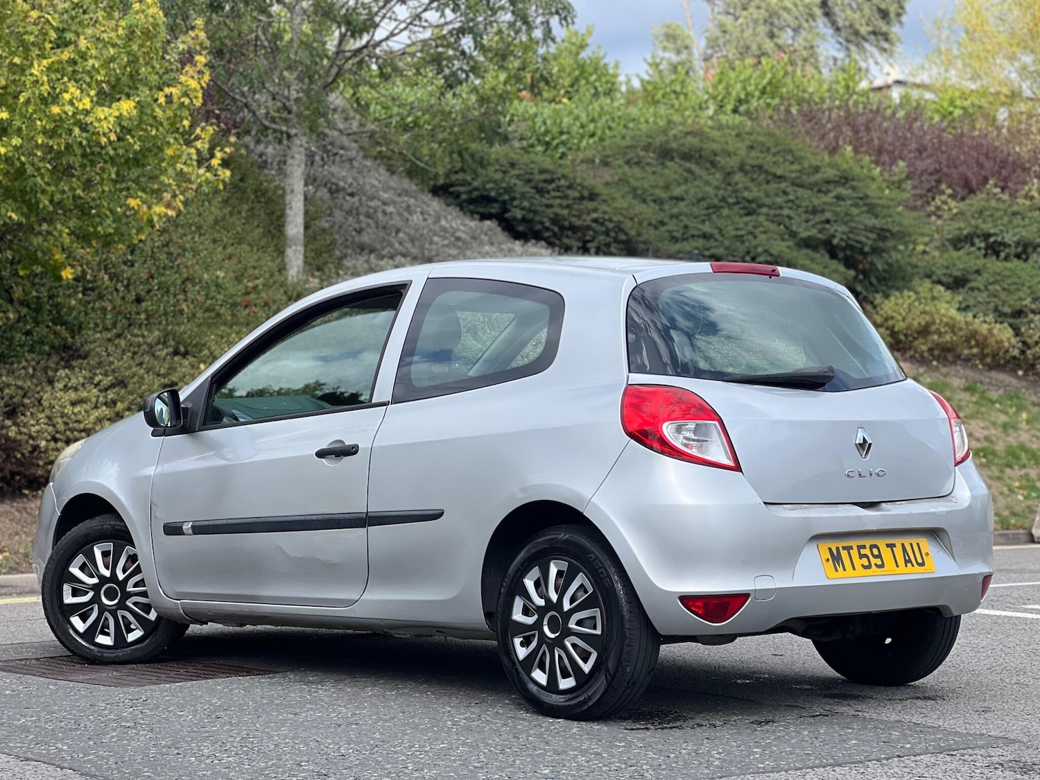 Used Renault Clio 2009 for sale - 76389048: Photo 13