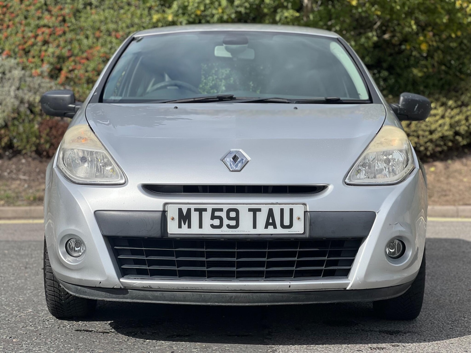 Used Renault Clio 2009 for sale - 76389048: Photo 2