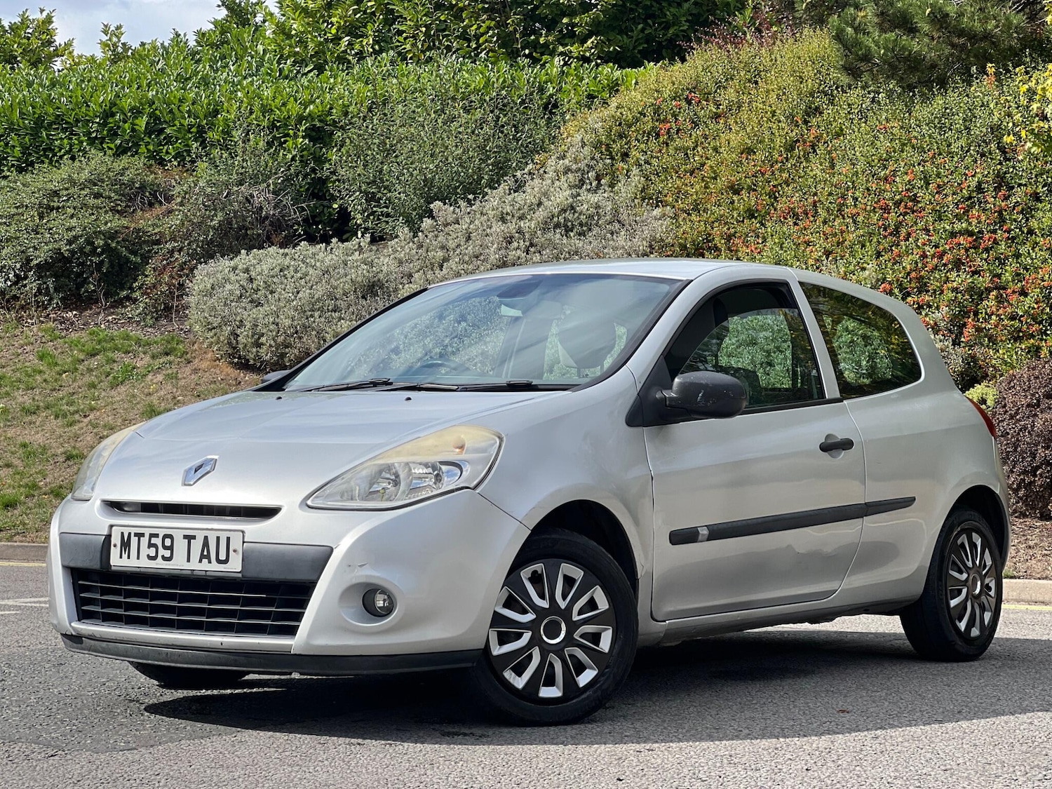 Used Renault Clio 2009 for sale - 76389048: Photo 3