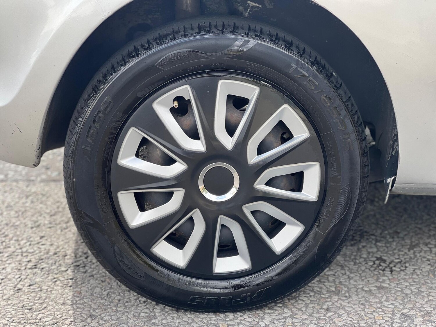 Used Renault Clio 2009 for sale - 76389048: Photo 31