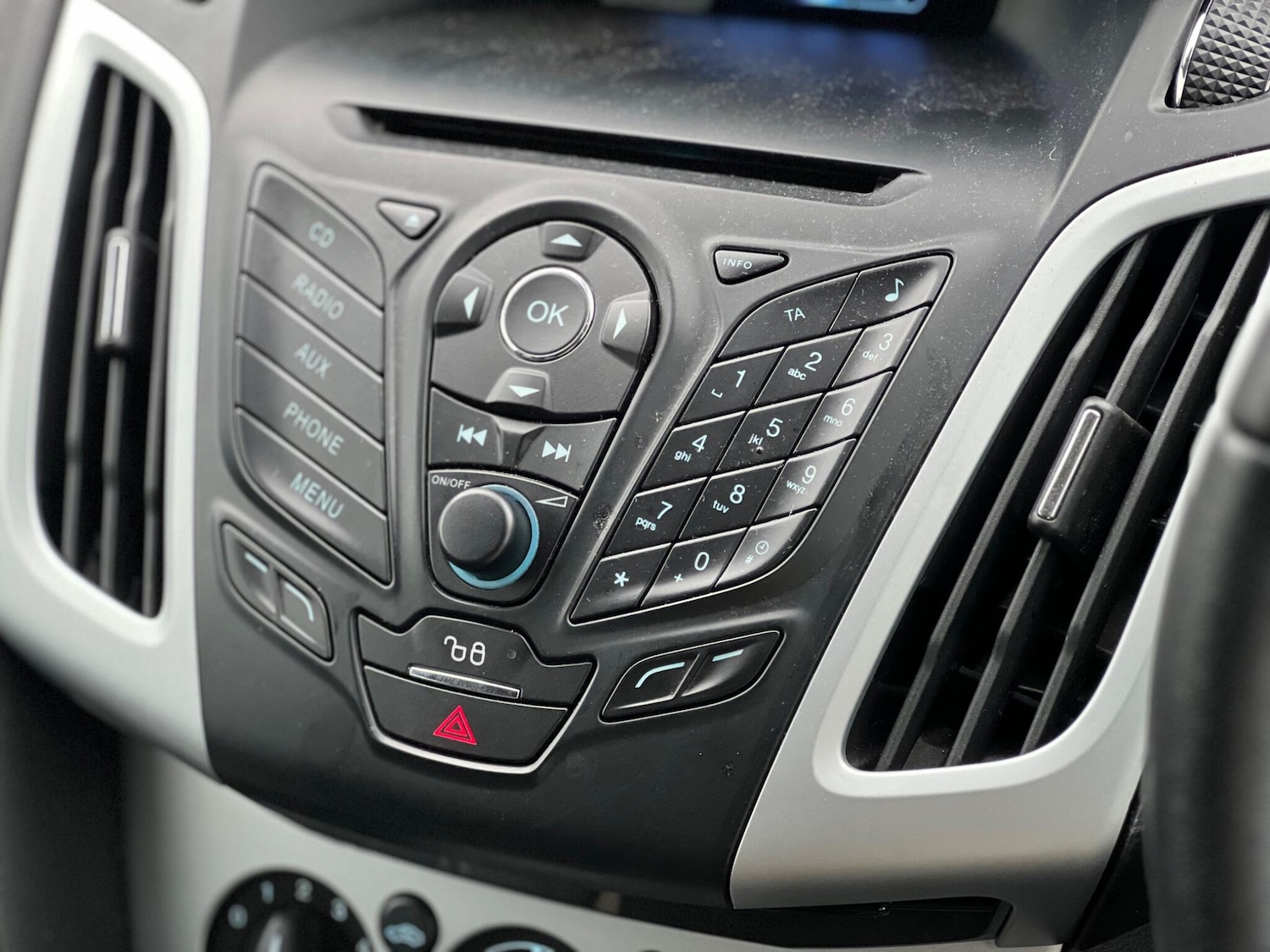 Used Ford Focus 2013 for sale - 76634098: Photo 29