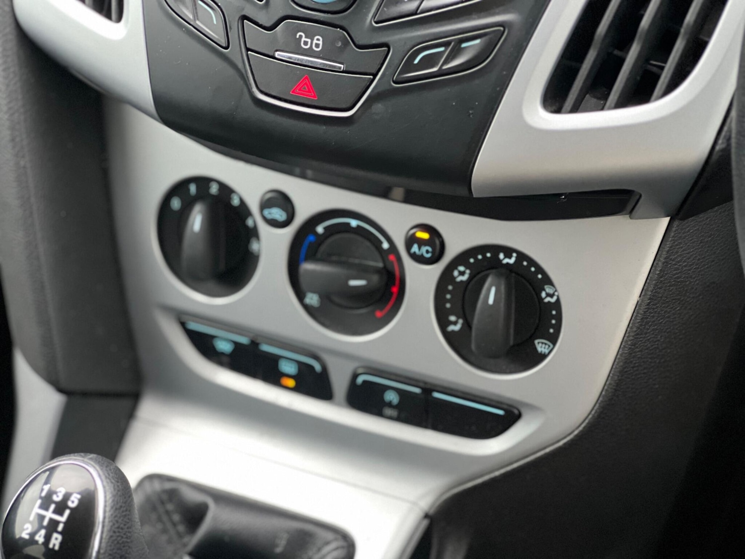 Used Ford Focus 2013 for sale - 76634098: Photo 30