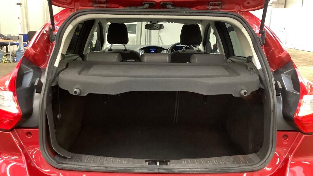 Used Ford Focus 2013 for sale - 76634098: Photo 7