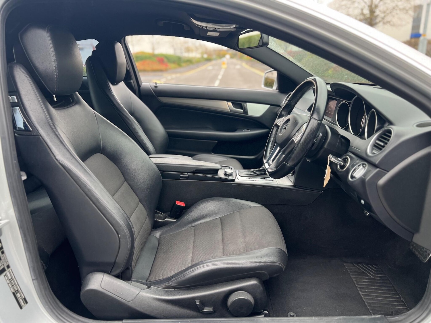 Used Mercedes-Benz C Class 2012 for sale - 76440612: Photo 16