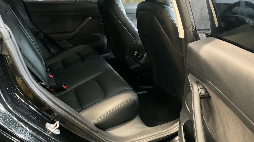 Used Tesla Model 3 2021 for sale - 76913459: Photo 8