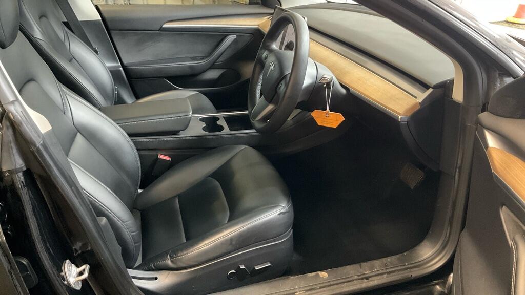 Used Tesla Model 3 2021 for sale - 76913459: Photo 9