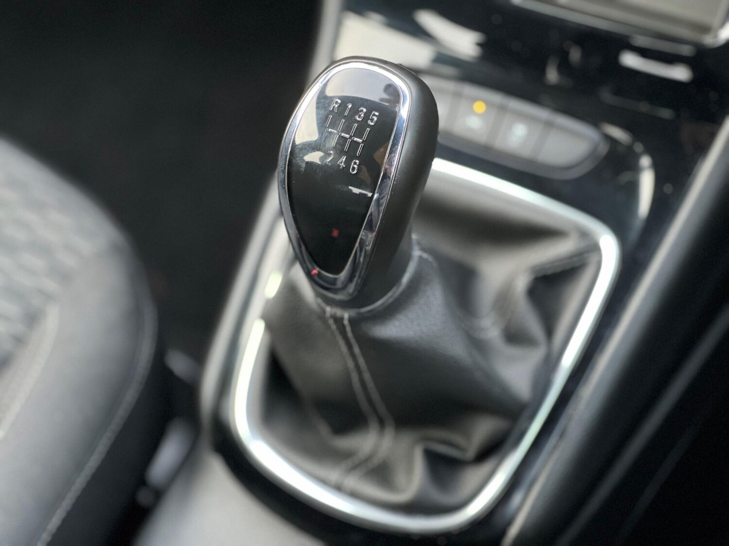 Used Vauxhall Astra 2019 for sale - 77202935: Photo 30