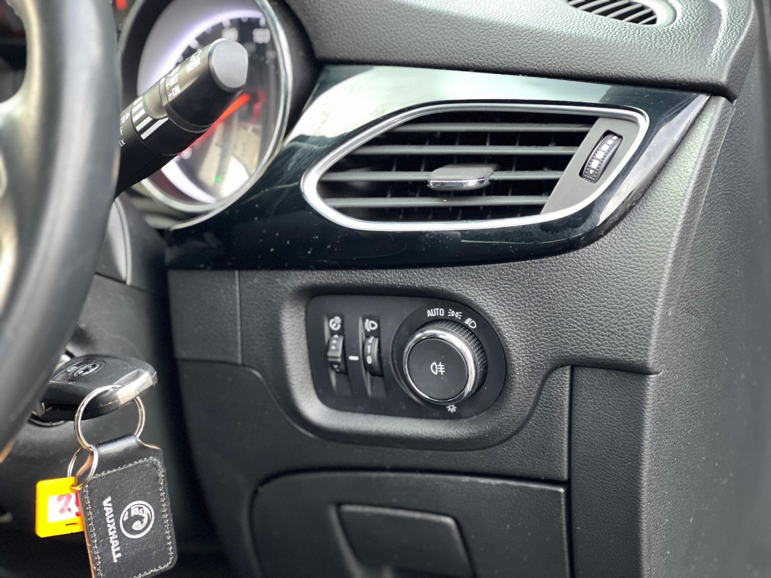 Used Vauxhall Astra 2019 for sale - 77202935: Photo 39