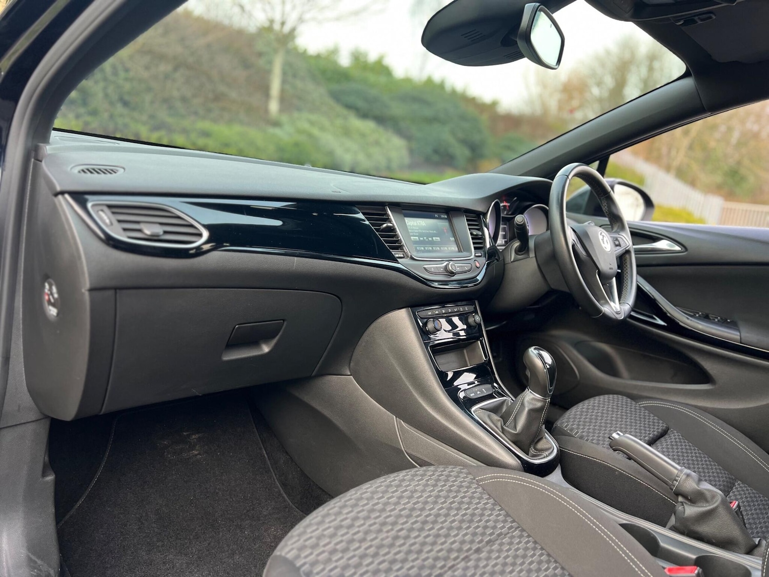 Used Vauxhall Astra 2019 for sale - 77202935: Photo 5