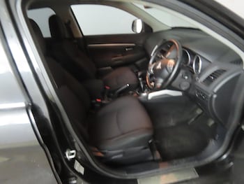 Used Mitsubishi ASX 2010 for sale - 75635557: Photo