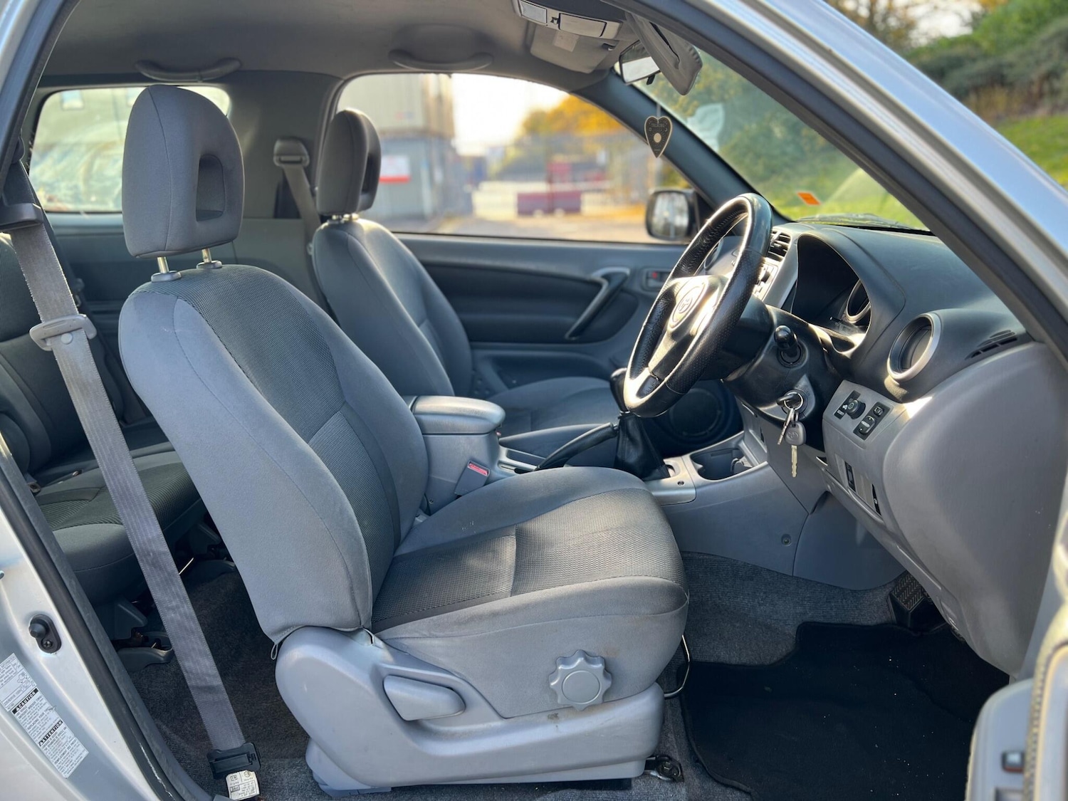 Used Toyota RAV4 2002 for sale - 76378067: Photo 16