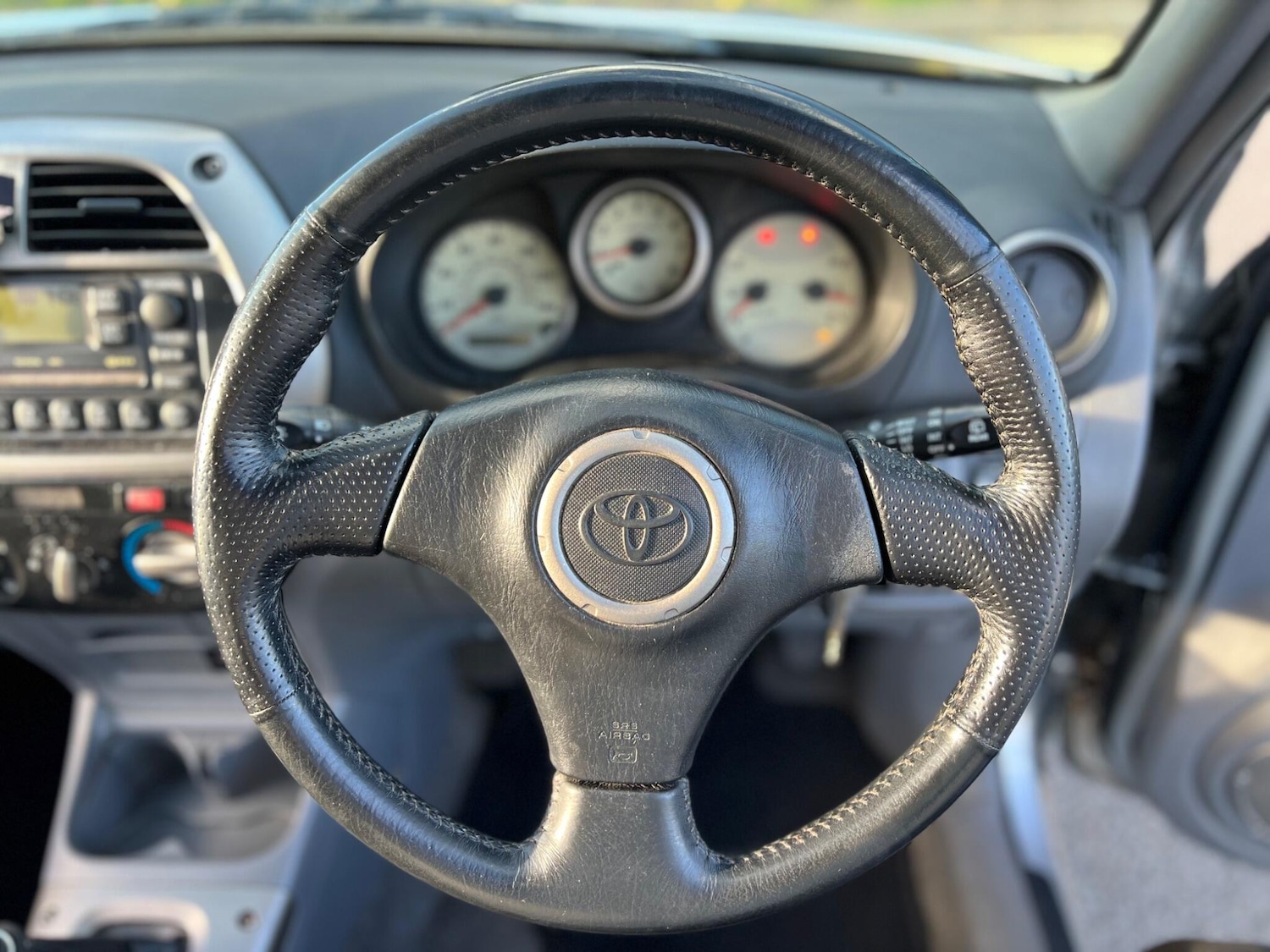 Used Toyota RAV4 2002 for sale - 76378067: Photo 5