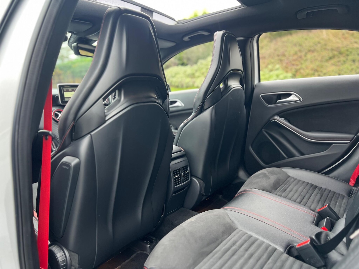 Used Mercedes-Benz A-Class 2015 for sale - 76765507: Photo 23