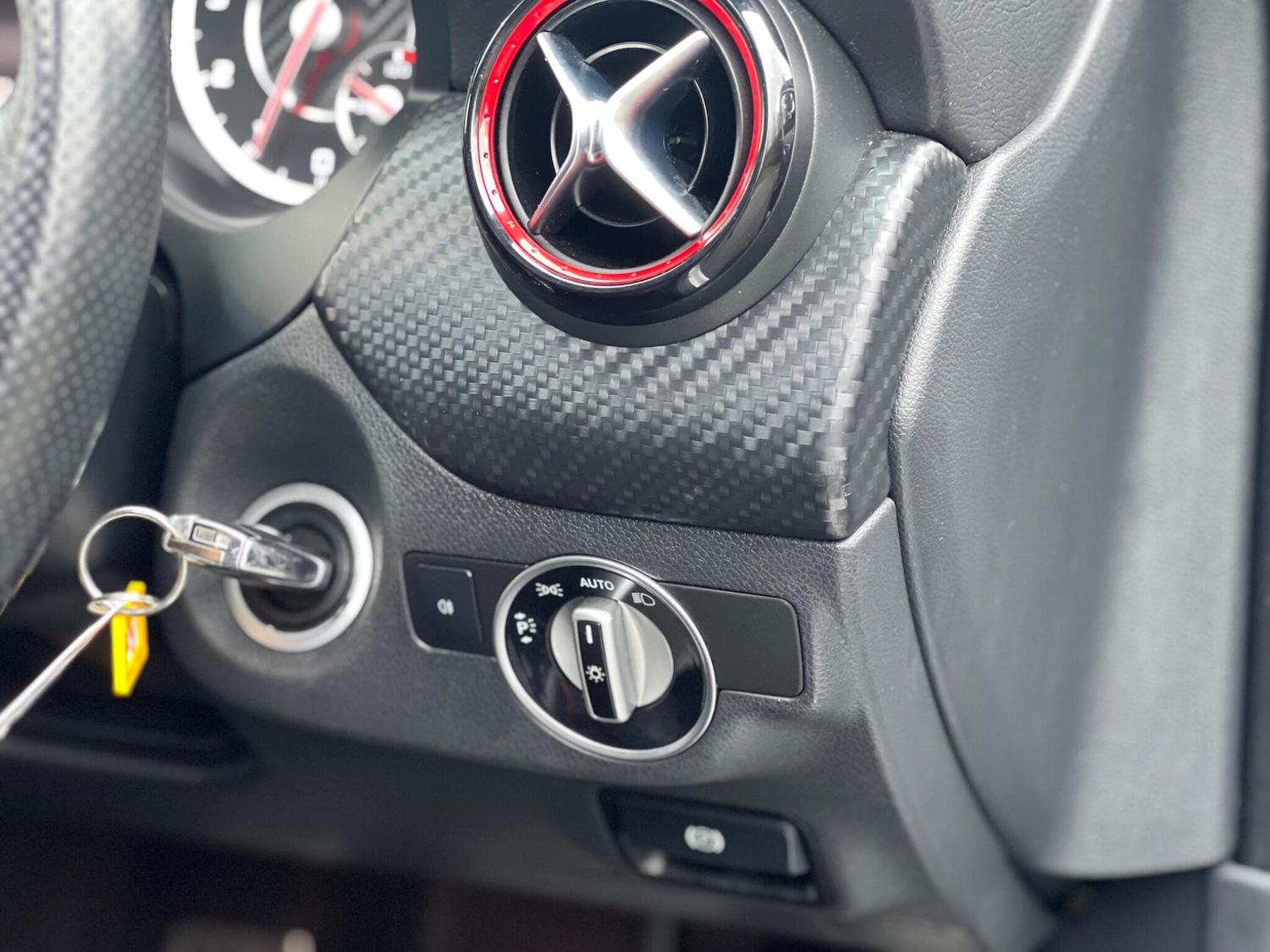 Used Mercedes-Benz A-Class 2015 for sale - 76765507: Photo 43