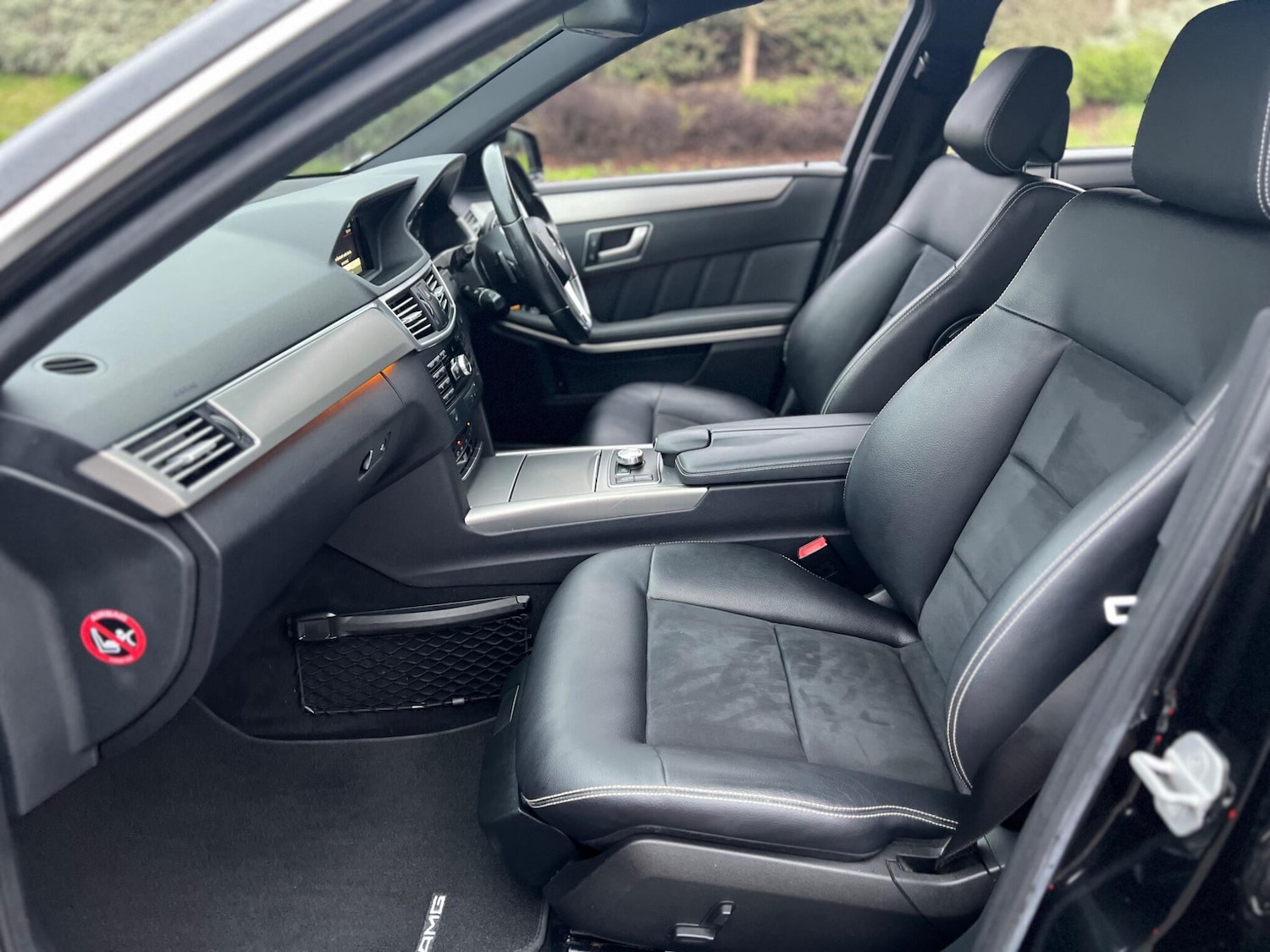 Used Mercedes-Benz E Class 2013 for sale - 77982278: Photo 19