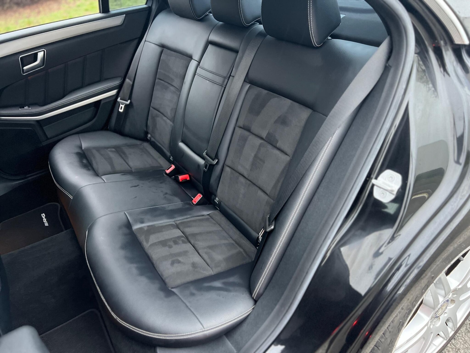 Used Mercedes-Benz E Class 2013 for sale - 77982278: Photo 21