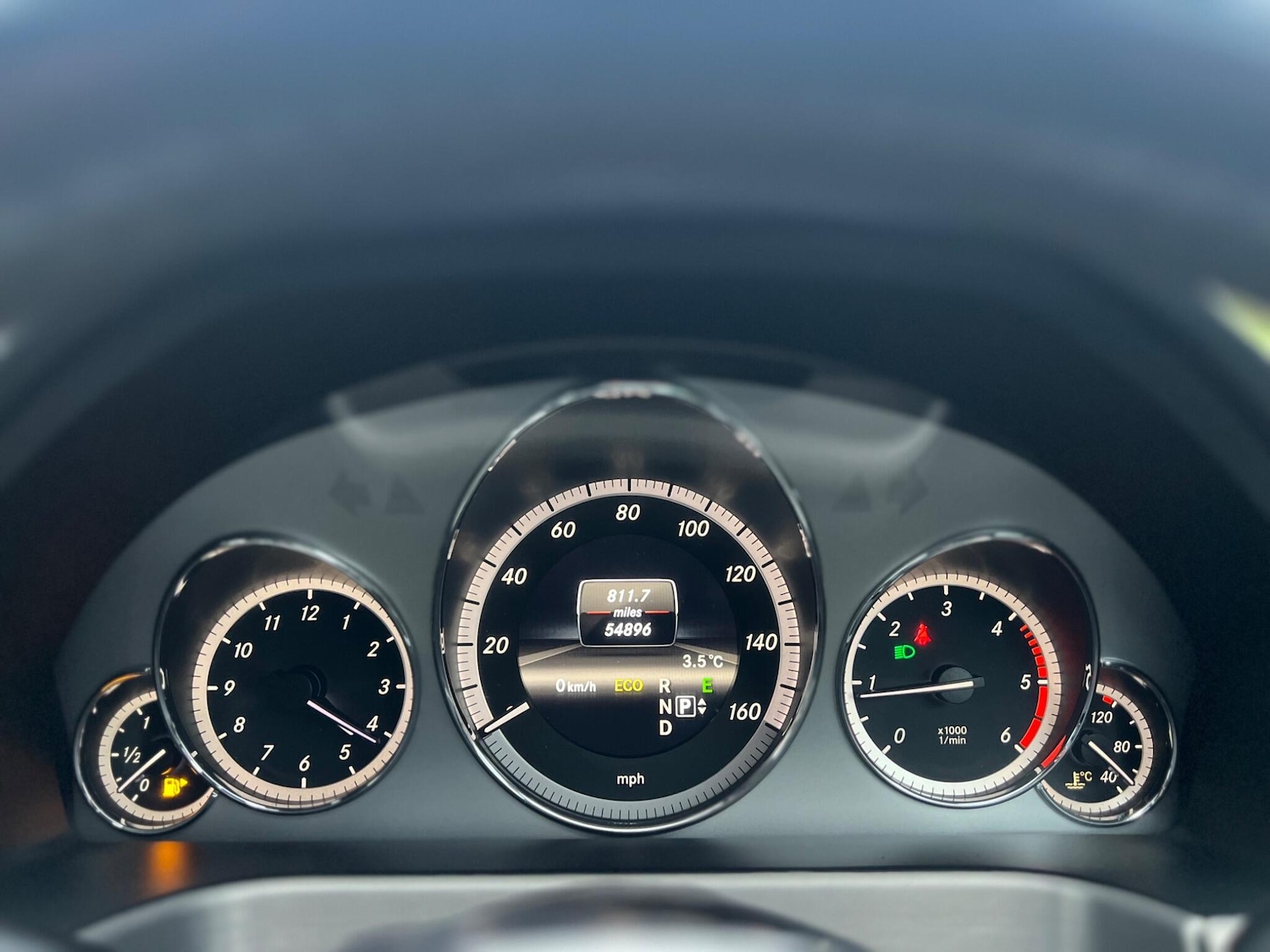 Used Mercedes-Benz E Class 2013 for sale - 77982278: Photo 8