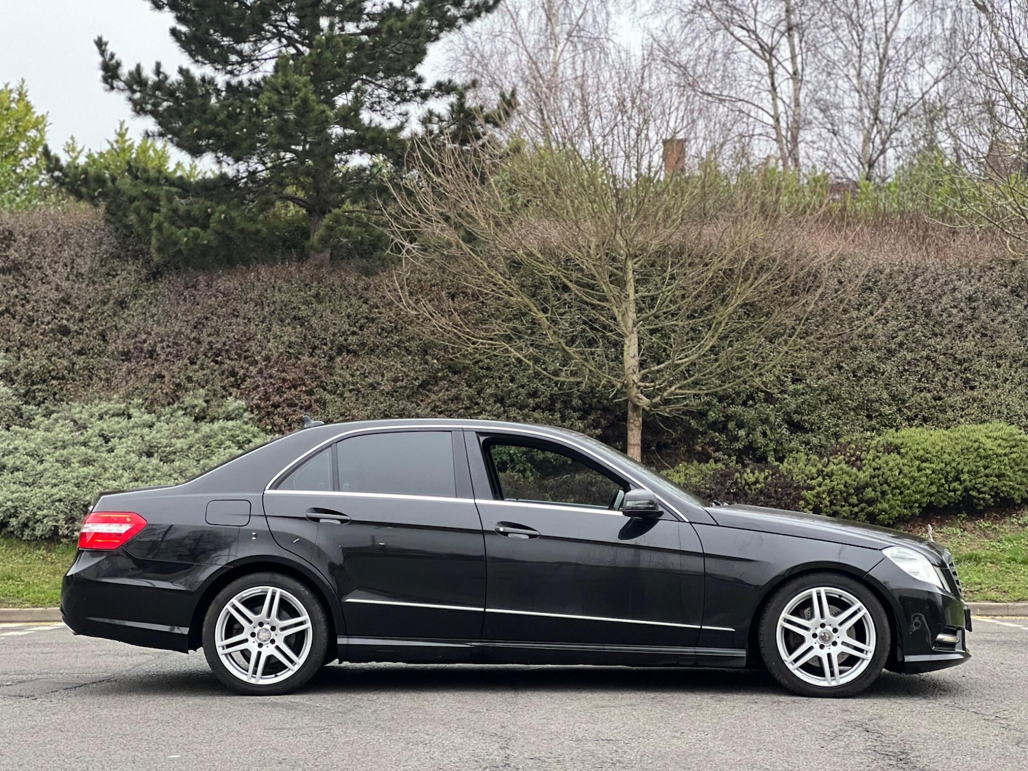 Used Mercedes-Benz E Class 2013 for sale - 77982278: Photo 9