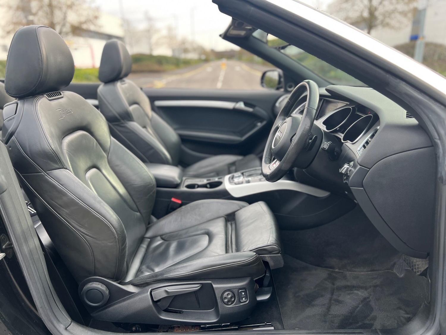 Used Audi A5 Cabriolet 2014 for sale - 77523905: Photo 16