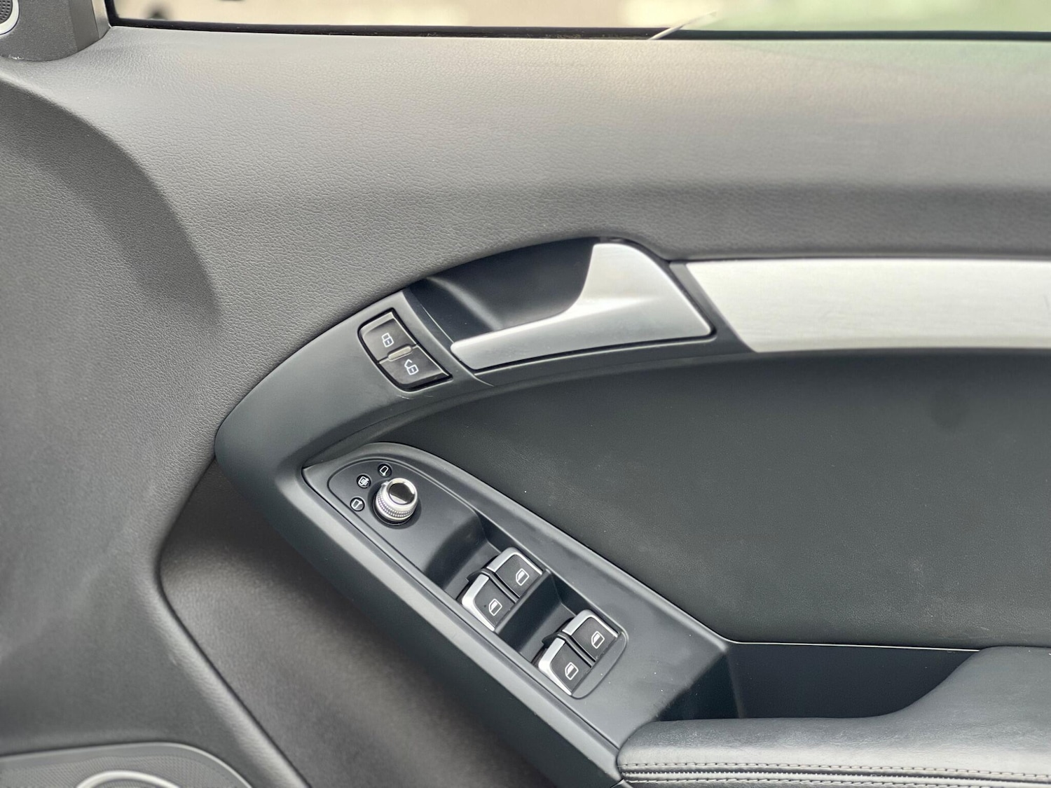 Used Audi A5 Cabriolet 2014 for sale - 77523905: Photo 36