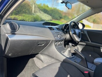 Used Mazda Mazda3 2012 for sale - 77724048: Photo