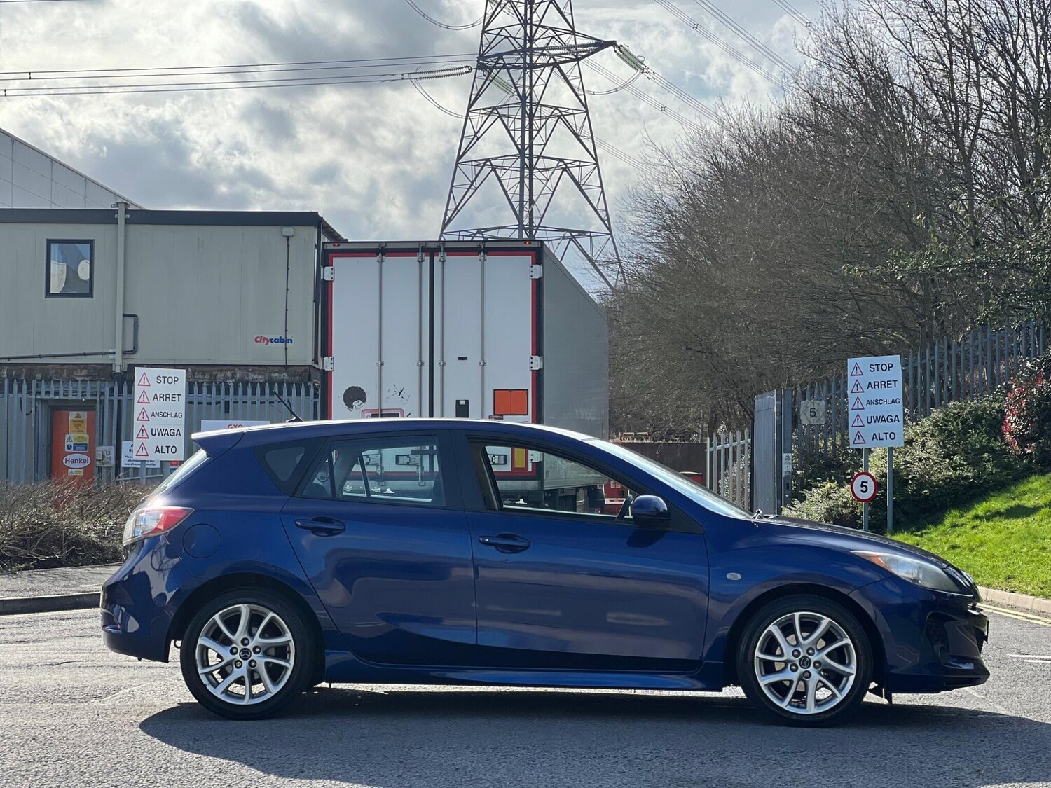 Used Mazda Mazda3 for sale - 77724048: Photo 8