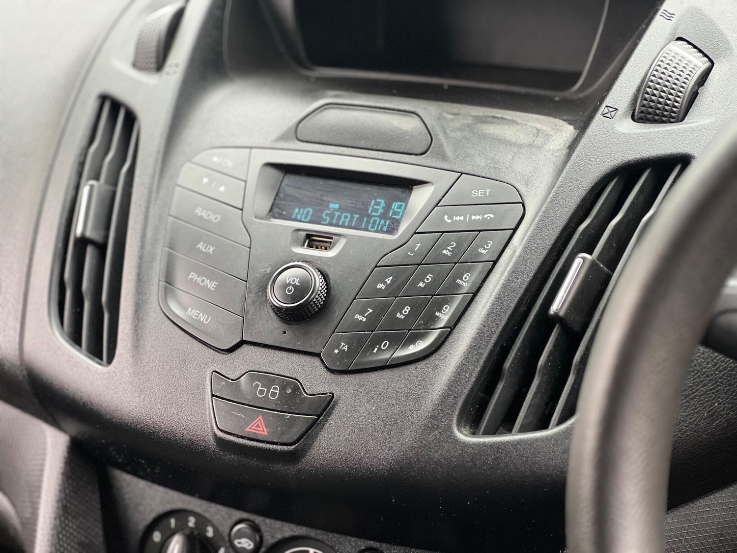 Used Ford Transit Connect 2018 for sale - 76179352: Photo 22