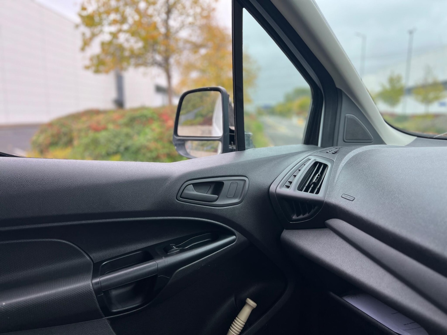 Used Ford Transit Connect 2018 for sale - 76179352: Photo 36