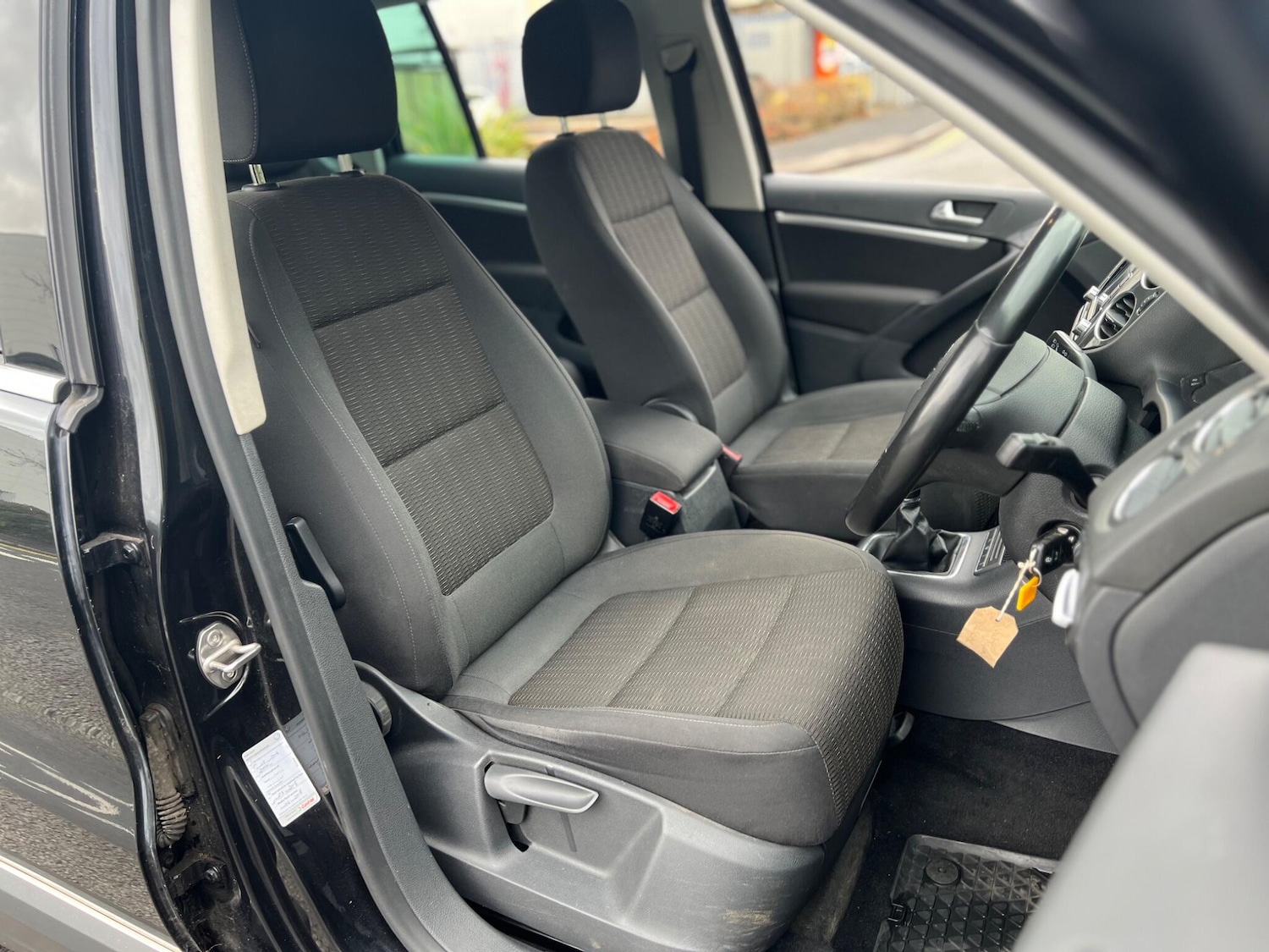 Used Volkswagen Tiguan 2012 for sale - 76456772: Photo 17